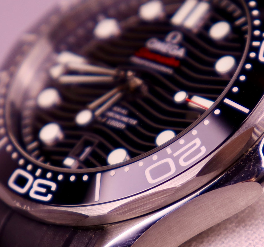 Case #553 — Omega Seamaster Professional 300 Rubber (Black) Ref. 210.32.42.20.01.001