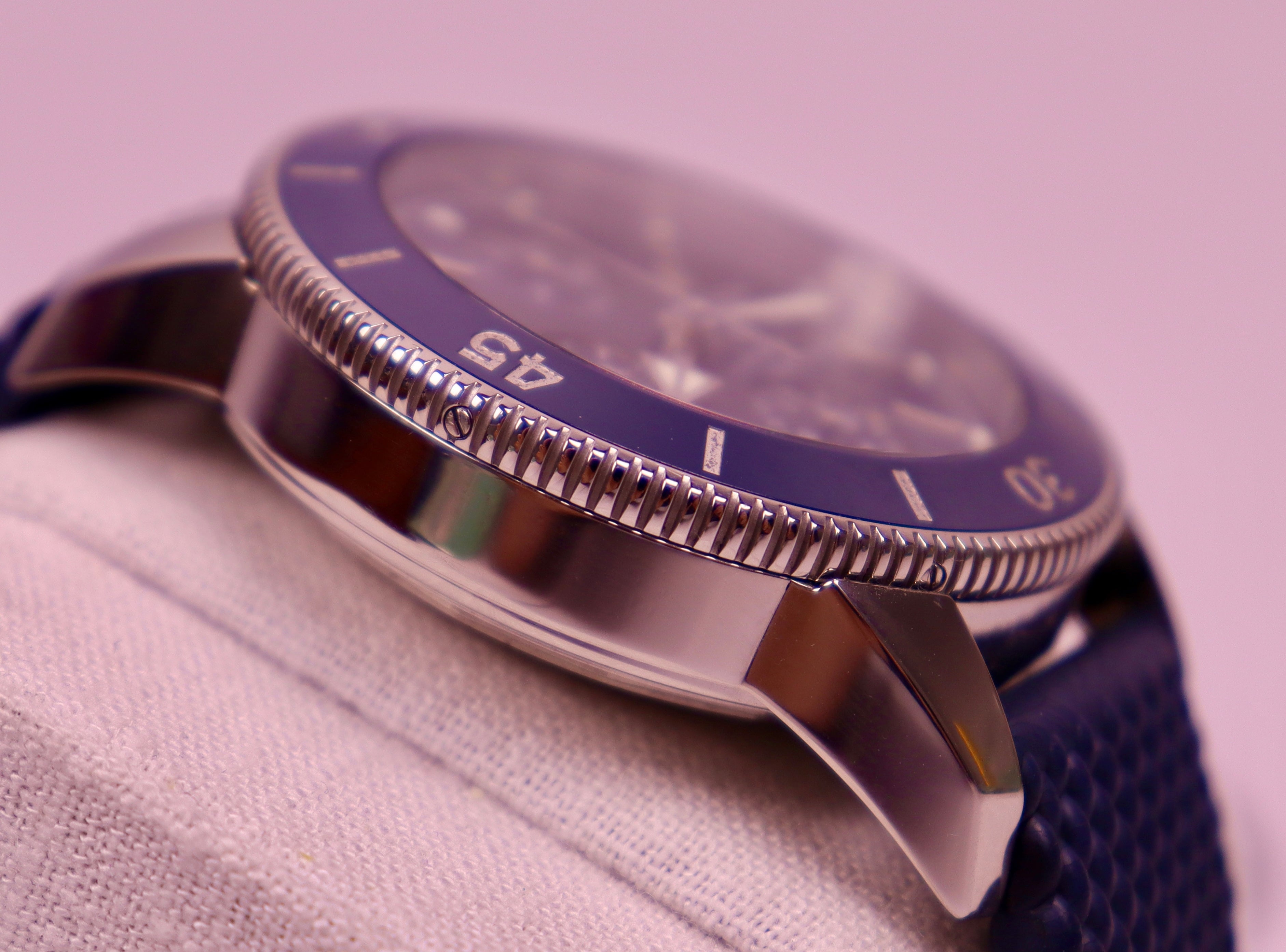 Case #549 — Breitling Superocean Heritage Chrono Blue Rubber Ref. A13313161C1S1