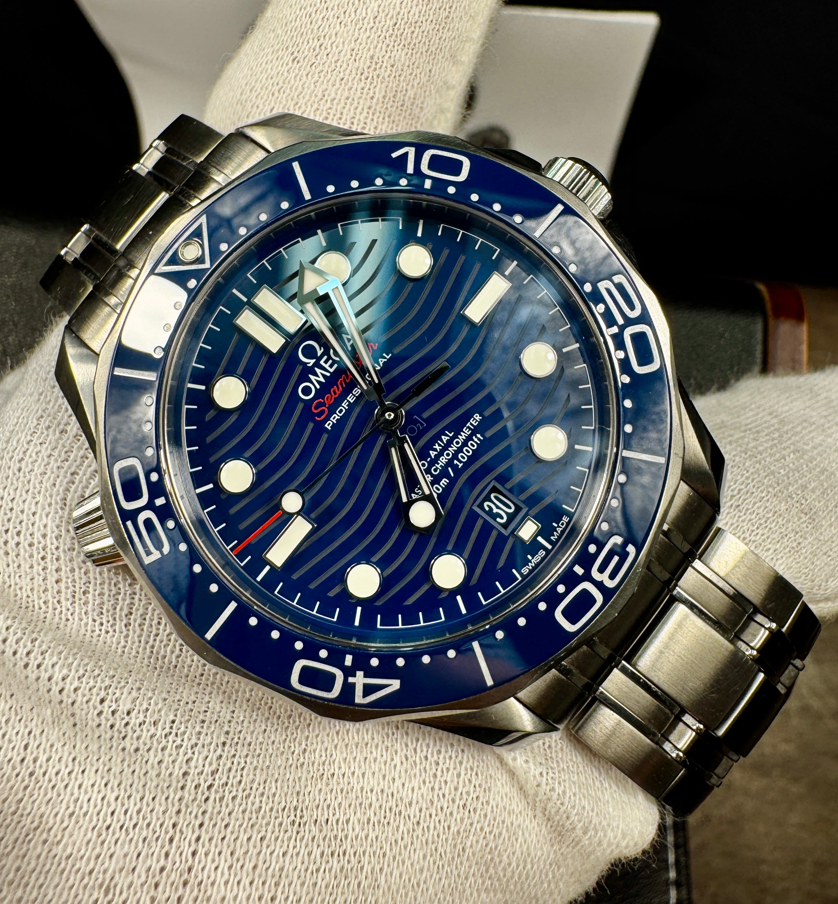 Omega Seamaster Professional Diver 300M - Ref. 210.30.42.20.03.001