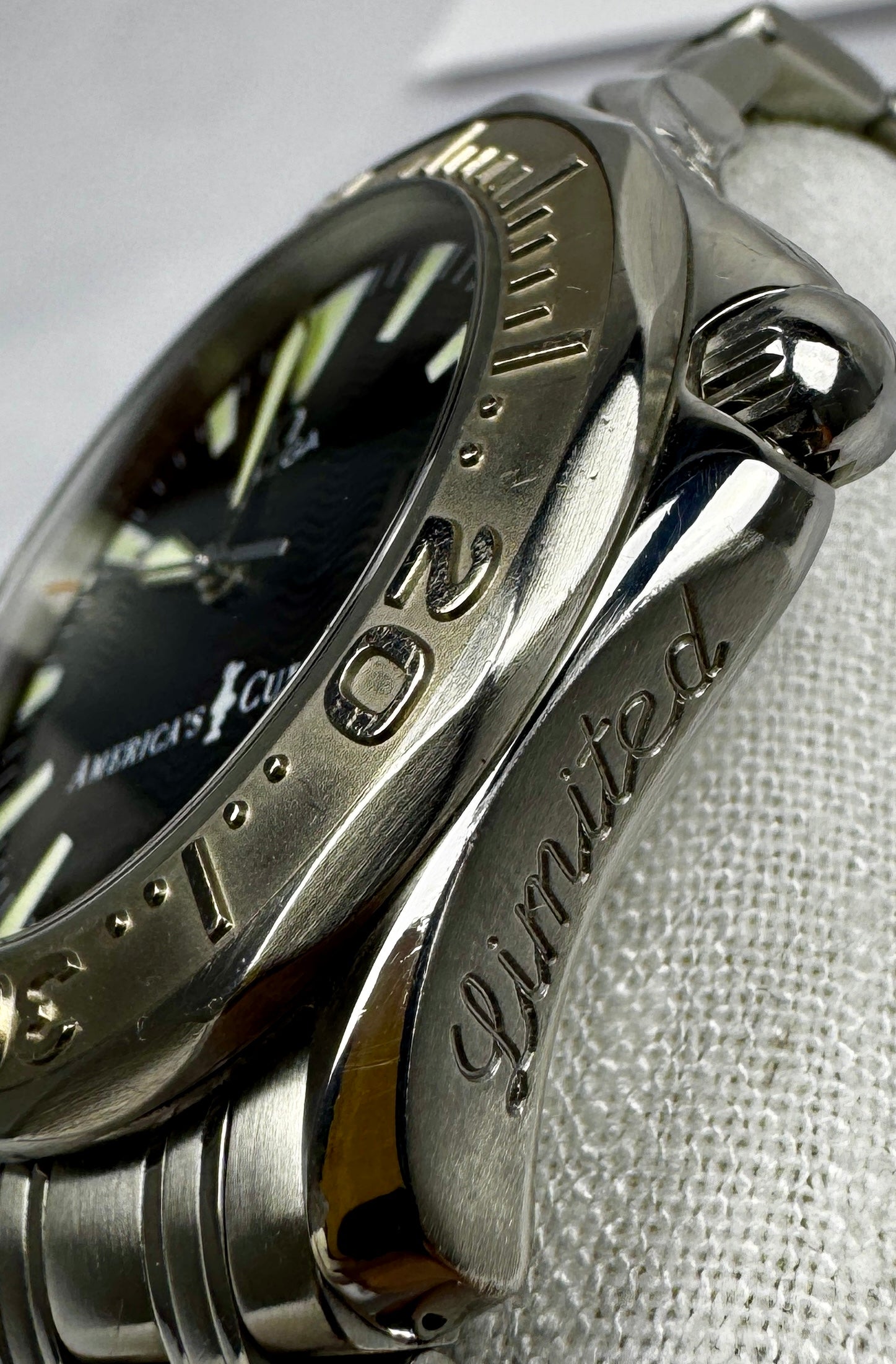 Case #60 - Omega Seamaster Professional 300M - Ref 2533.50