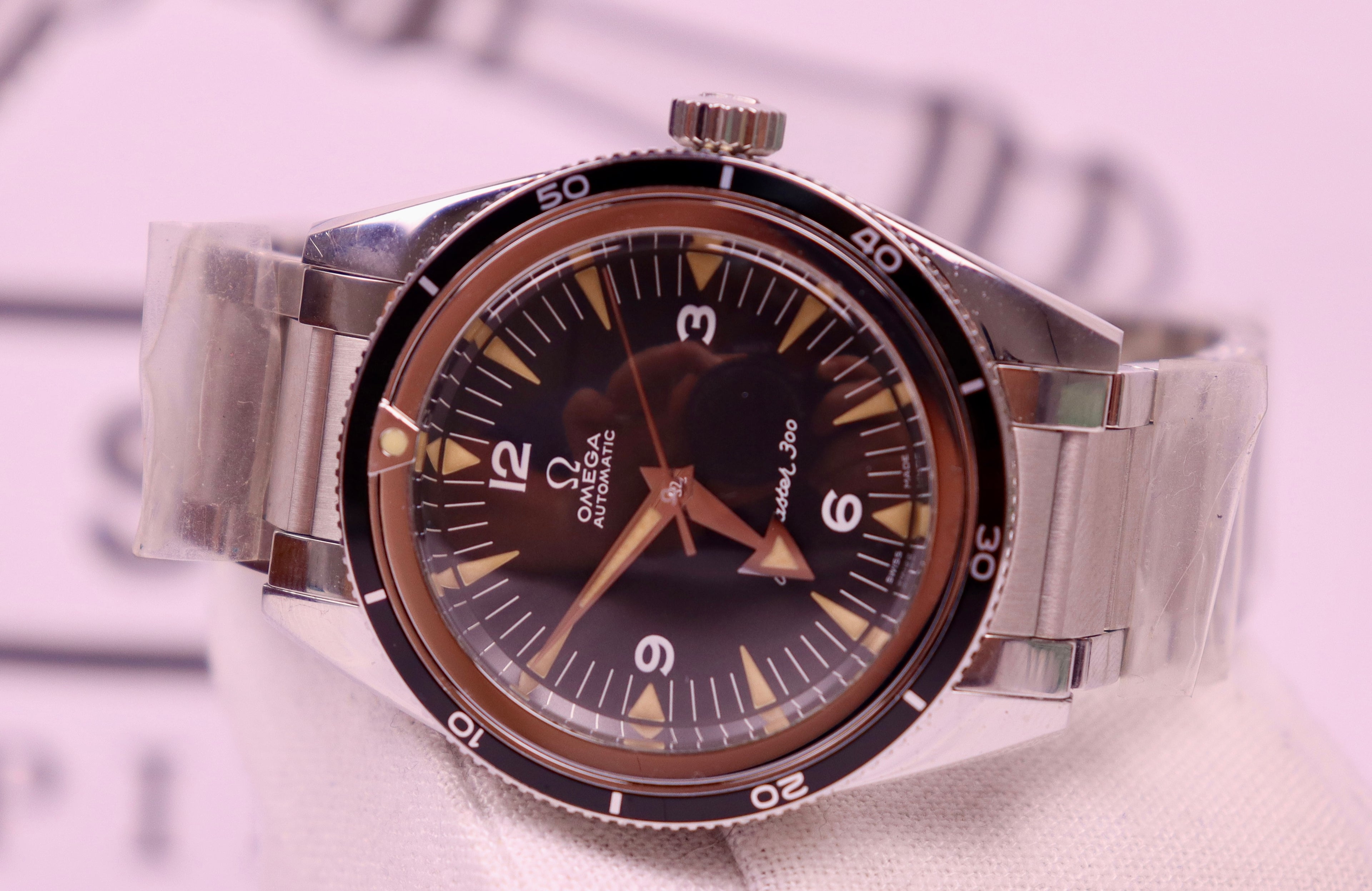 Case #458 — Omega Seamaster 300 Ref. 234.10.39.20.01.001
