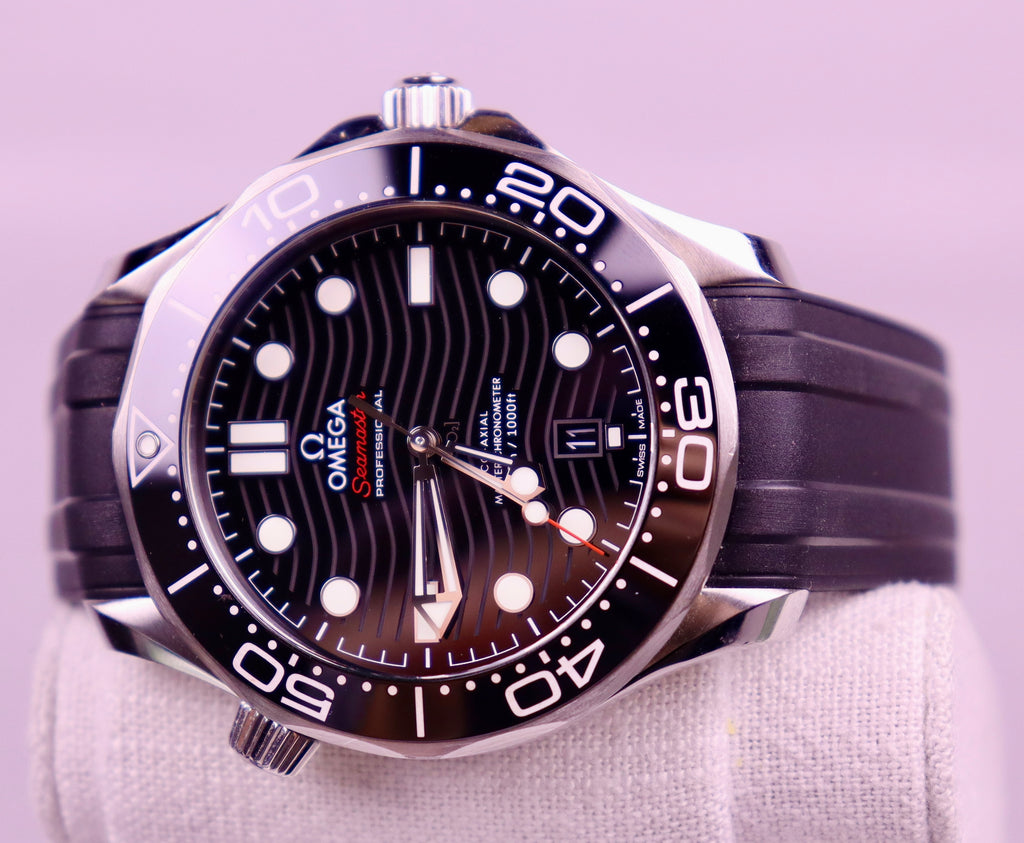 Case #553 — Omega Seamaster Professional 300 Rubber (Black) Ref. 210.32.42.20.01.001