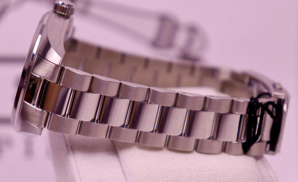 Case #462 — Hamilton Watch Company Khaki Day Date Ref. H70505933