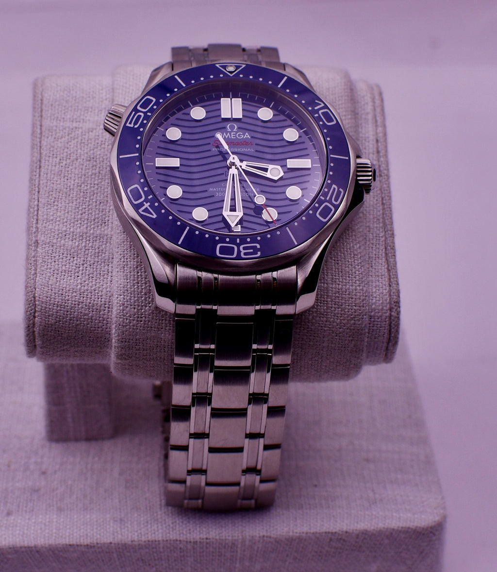 Case #637 — Omega Seamaster Professional 300 (Blue - Steel) Ref. 210.30.42.20.03.001