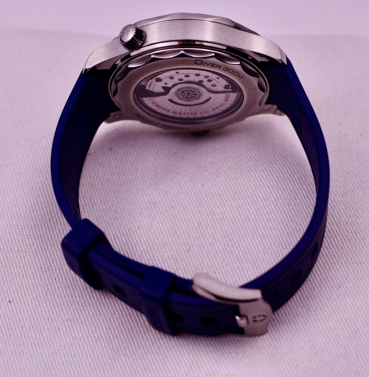 Case #627 — Omega Seamaster 300 Professional (Grey - Rubber) Ref. 210.32.42.20.06.001