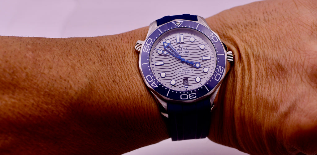 Case #627 — Omega Seamaster 300 Professional (Grey - Rubber) Ref. 210.32.42.20.06.001