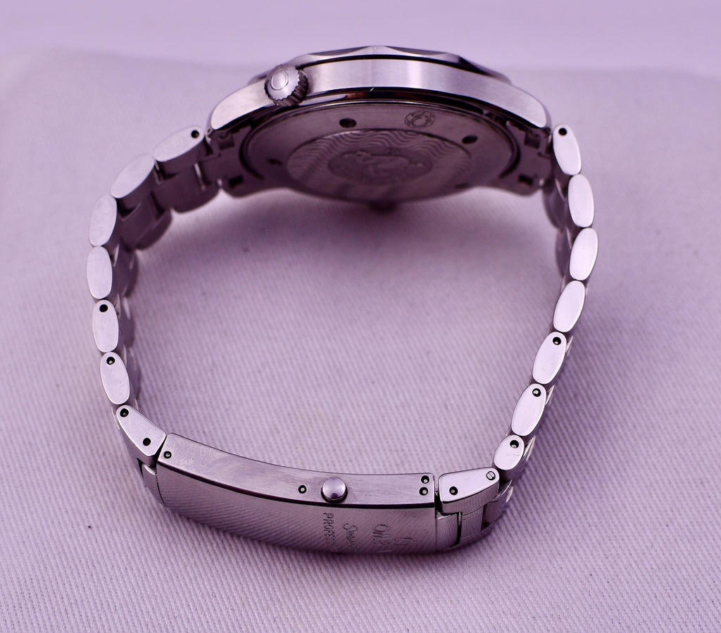 Case #638 — Omega Seamaster Electric Blue Quartz Ref. 2265.80.00