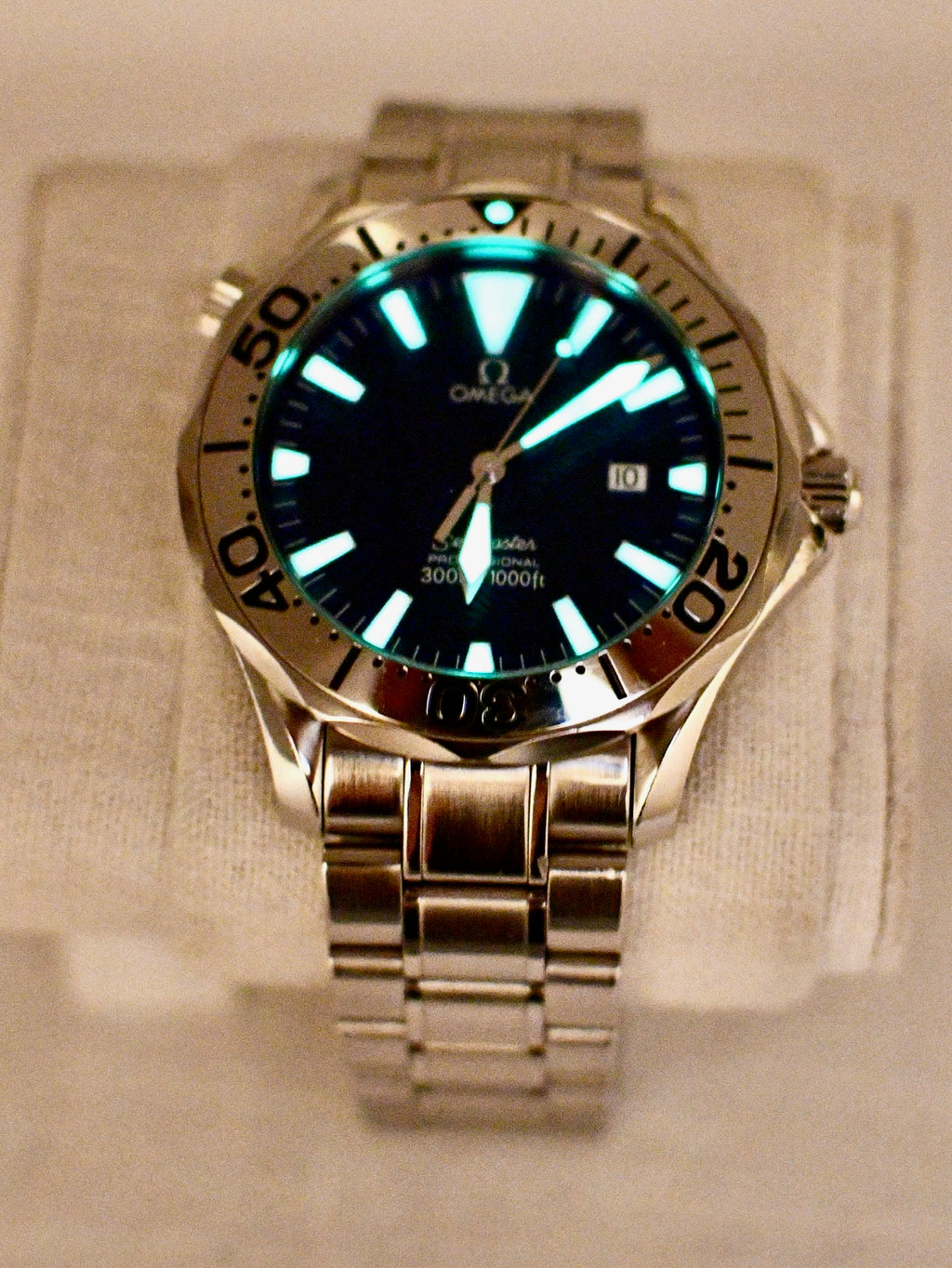 Case #638 — Omega Seamaster Electric Blue Quartz Ref. 2265.80.00