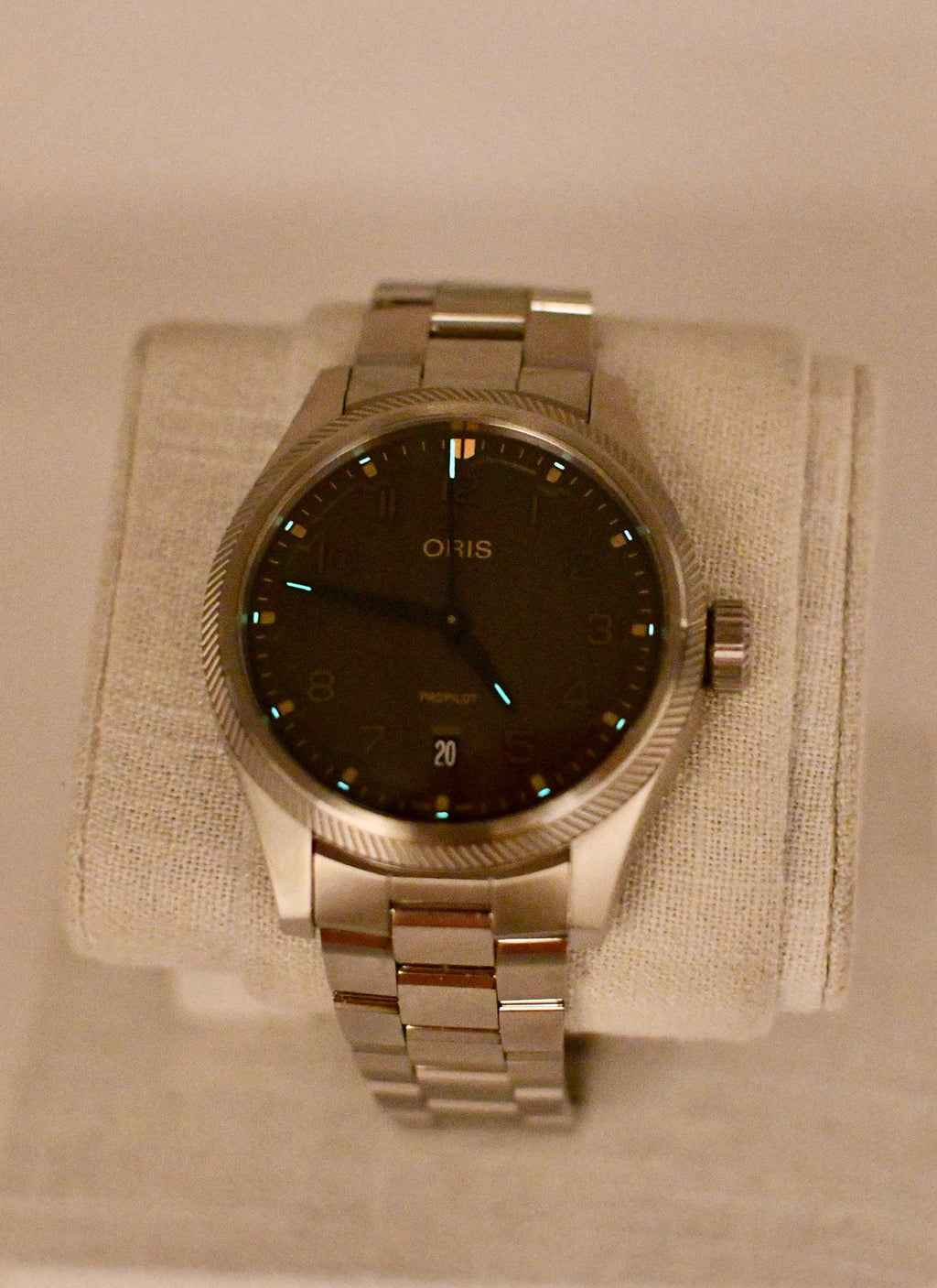 Case #661 — Oris ProPilot Date - Green Dial (41MM) Ref. 733 7805 4167-07 8 20 04LC