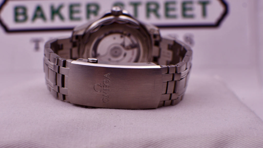 Case #686 — Omega Seamaster 300 (White) Ref. 210.30.42.20.04.001