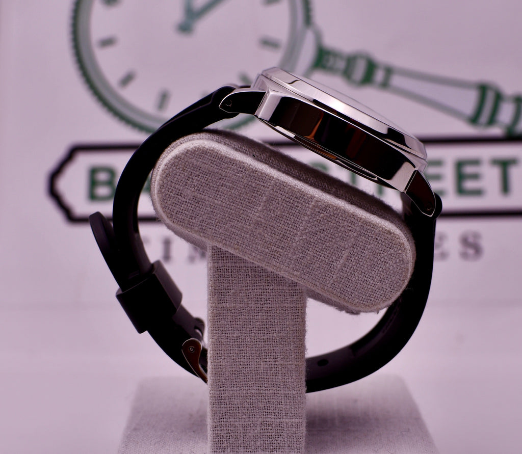 Case #680 — Panerai Luminor Base Logo Ref. PAM00560