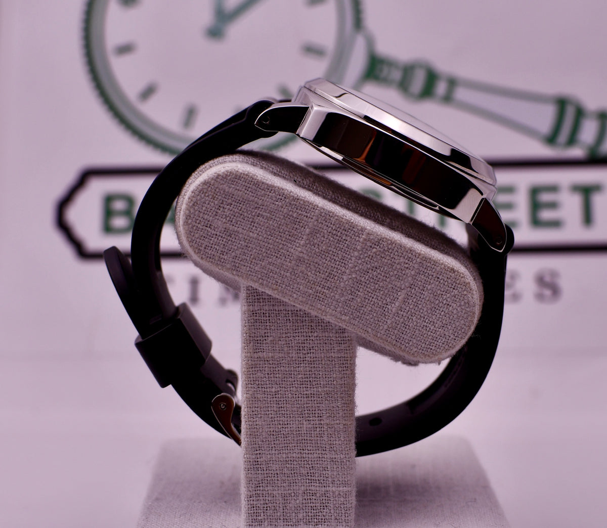 Case #680 — Panerai Luminor Base Logo Ref. PAM00560