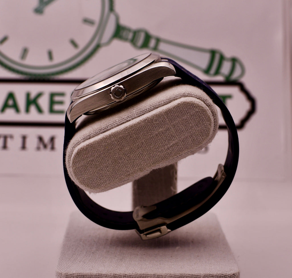Case #688 — Omega Aqua Terra 41 Ref. 220.12.41.21.03.001
