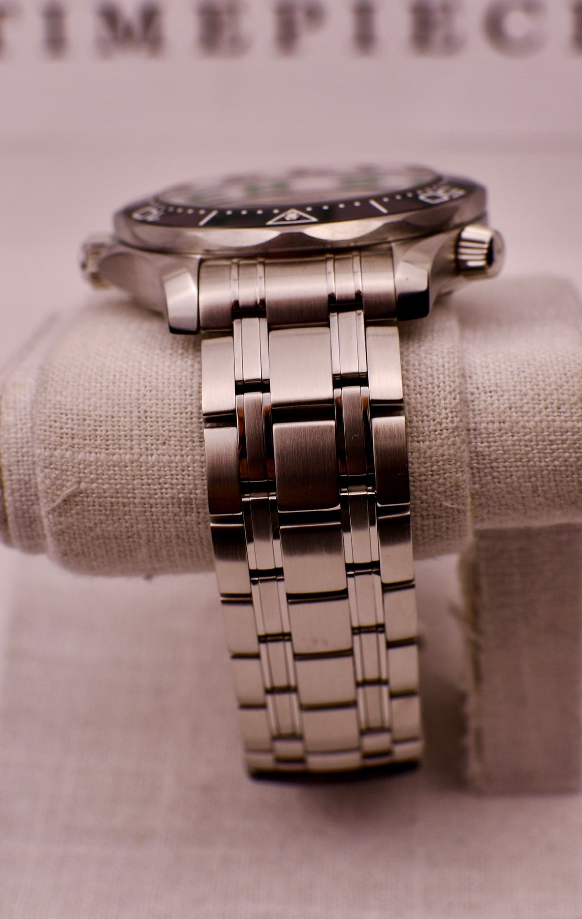 Case #692 — Omega Seamaster Diver 300M Ref. 210.30.42.20.04.001-2
