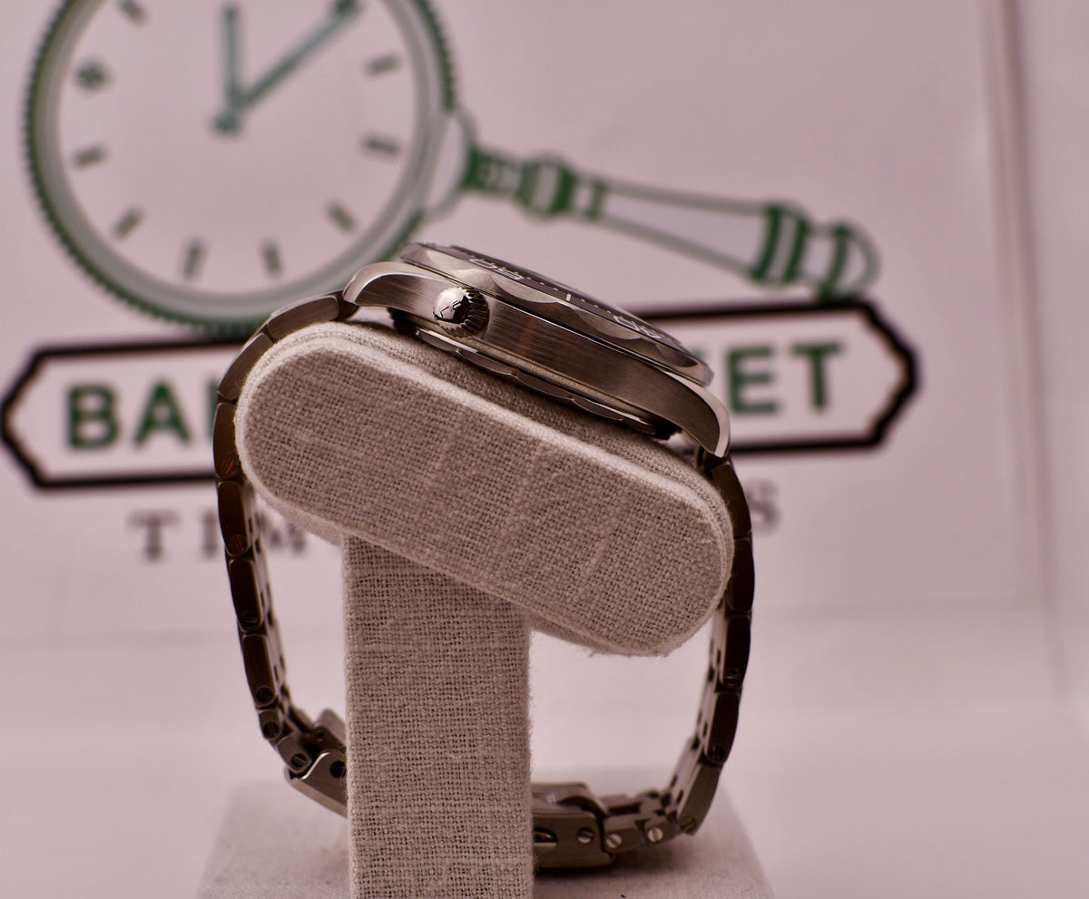 Case #692 — Omega Seamaster Diver 300M Ref. 210.30.42.20.04.001-2