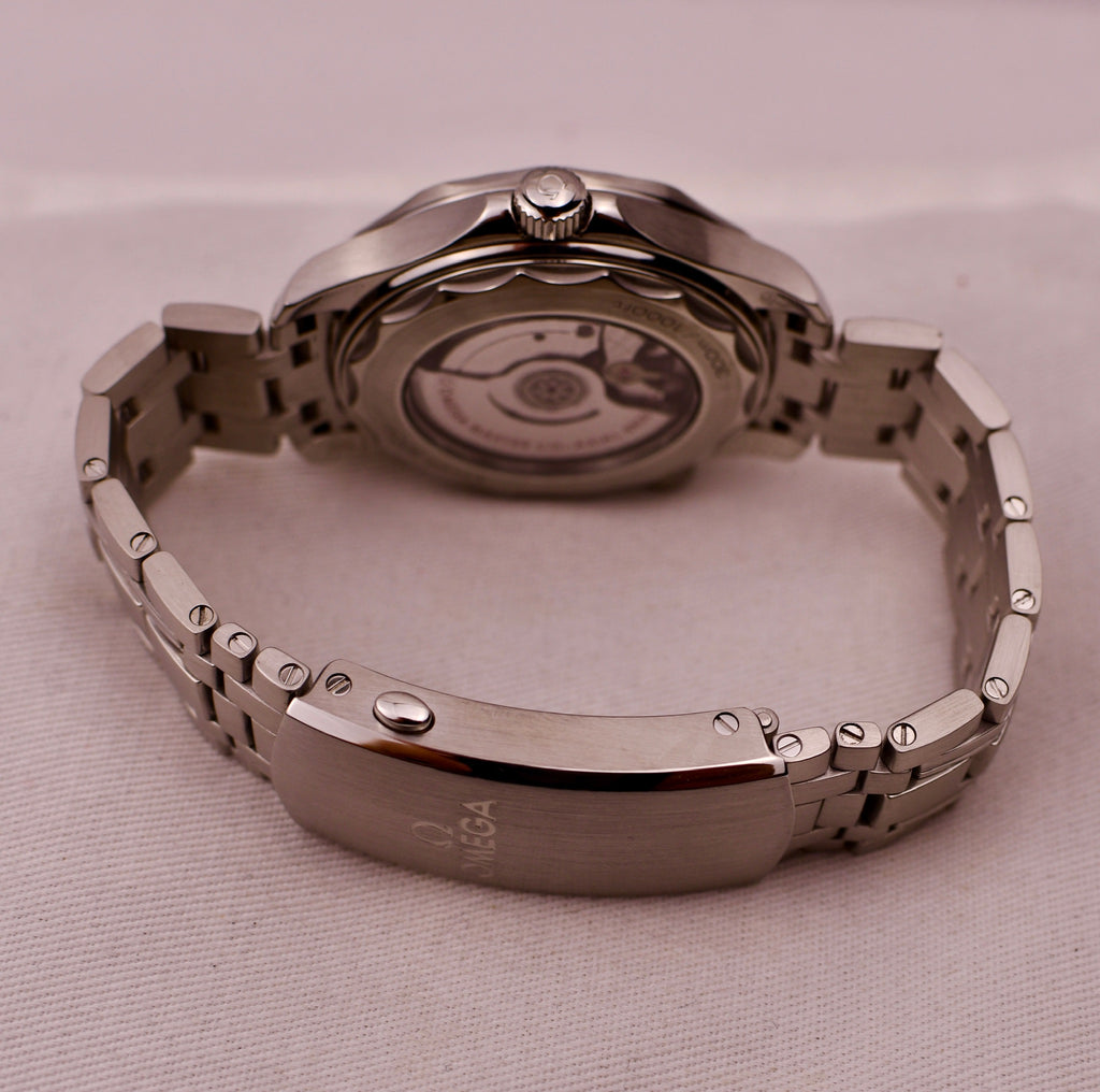 Case #692 — Omega Seamaster Diver 300M Ref. 210.30.42.20.04.001-2