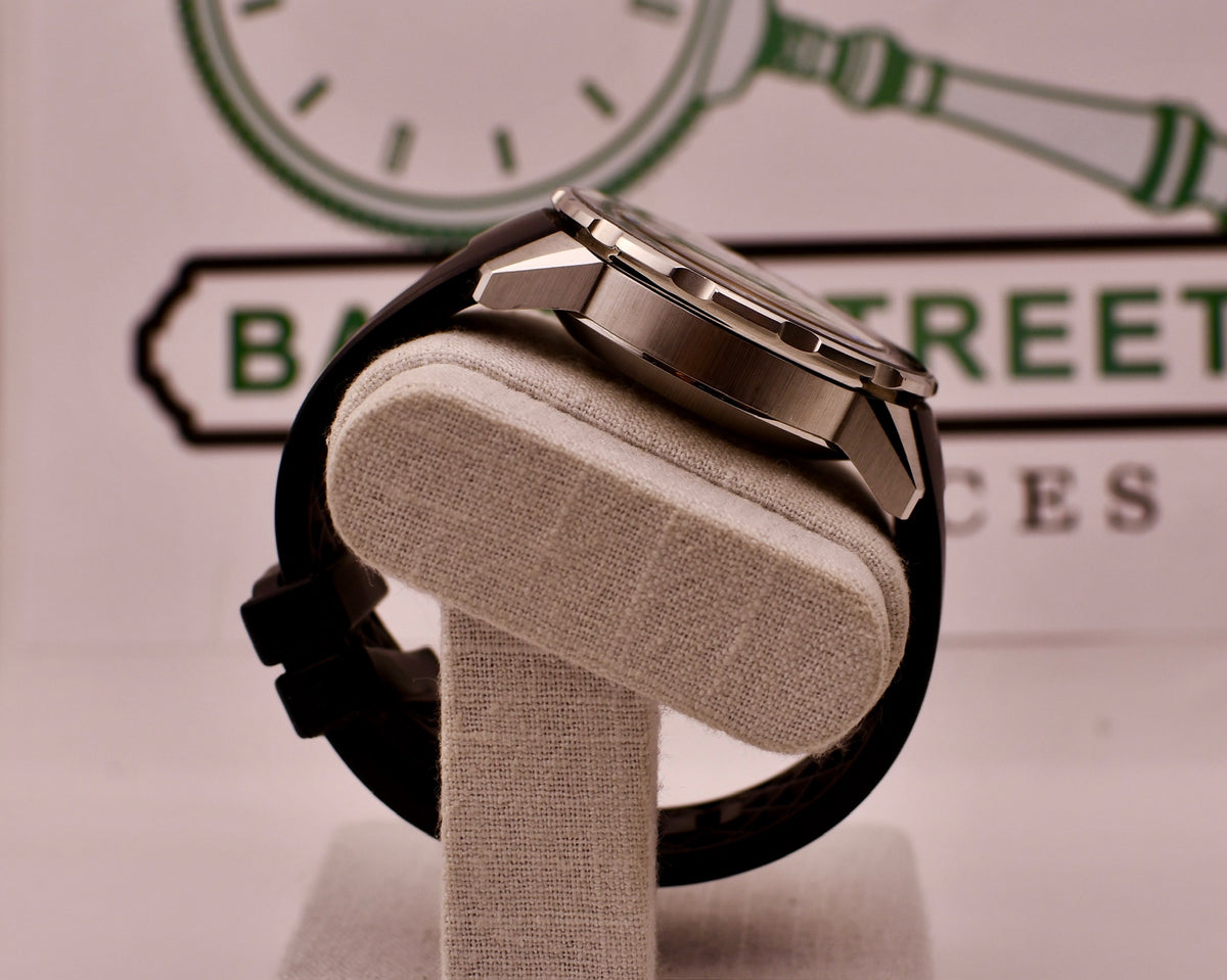 Case #704 — IWC Aquatimer Automatic 2000 “White” Ref. IW356811