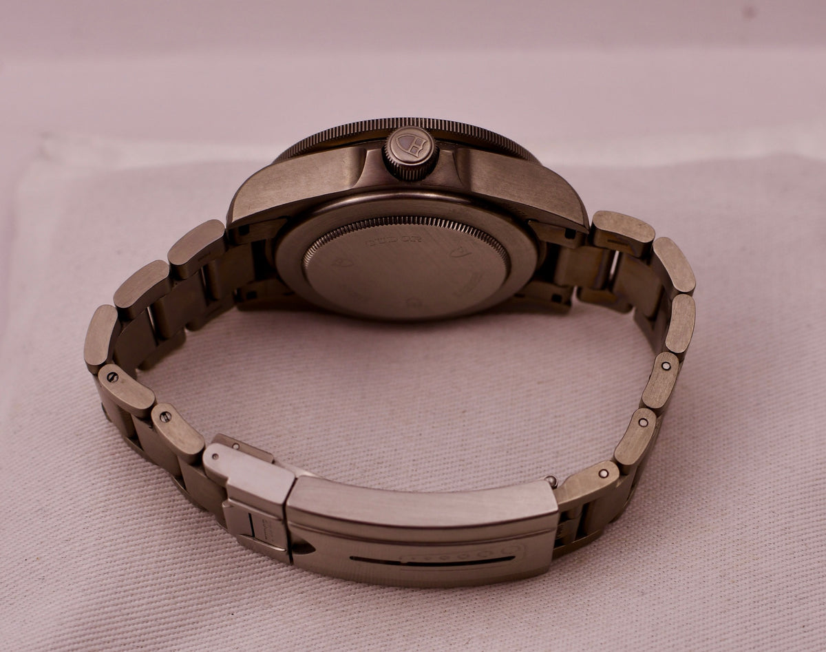 Case #710 — Tudor Pelagos “2-Liner” Ref. 25500TN