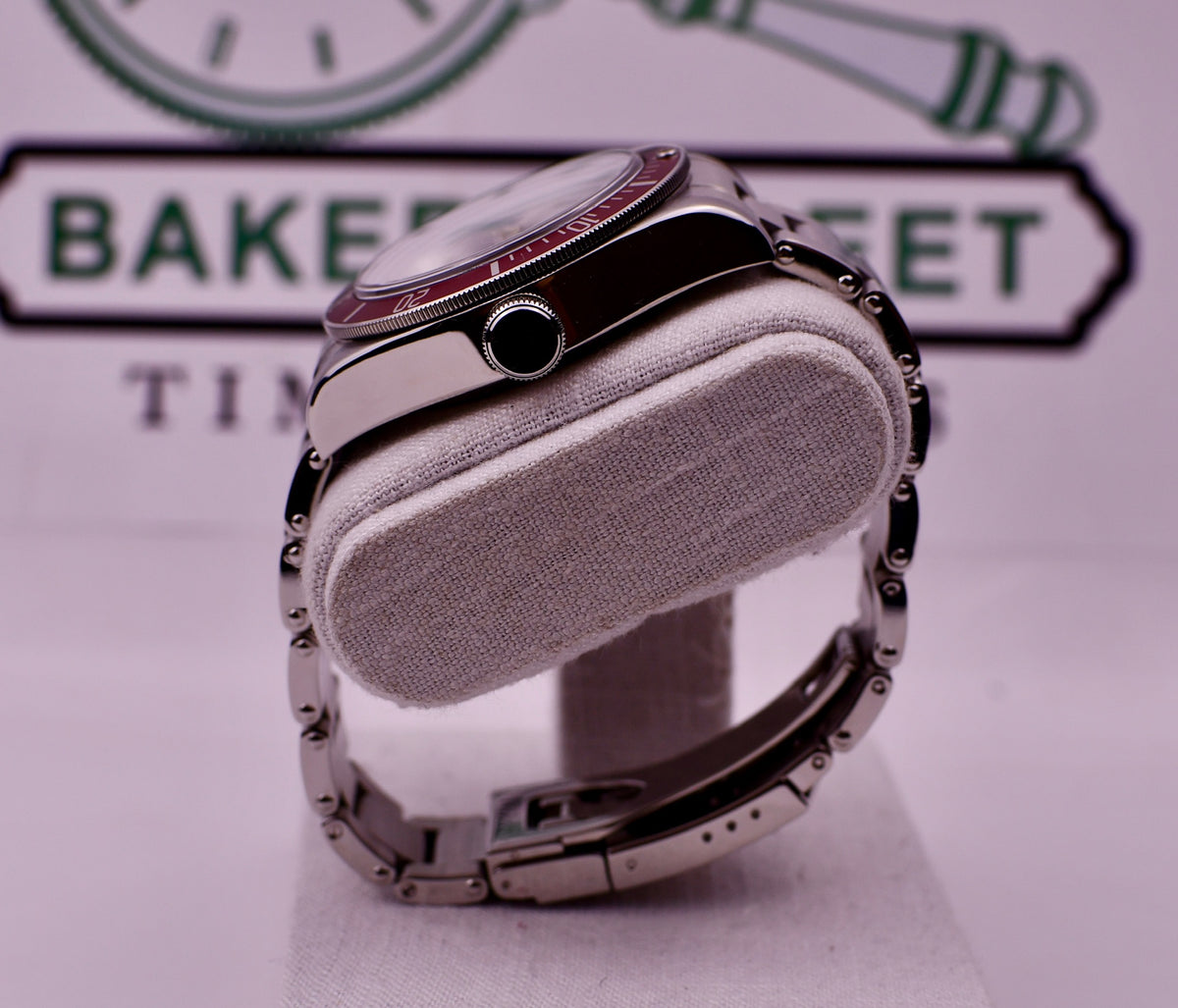 Case #722 — Tudor Black Bay Heritage Red Ref. 79230R