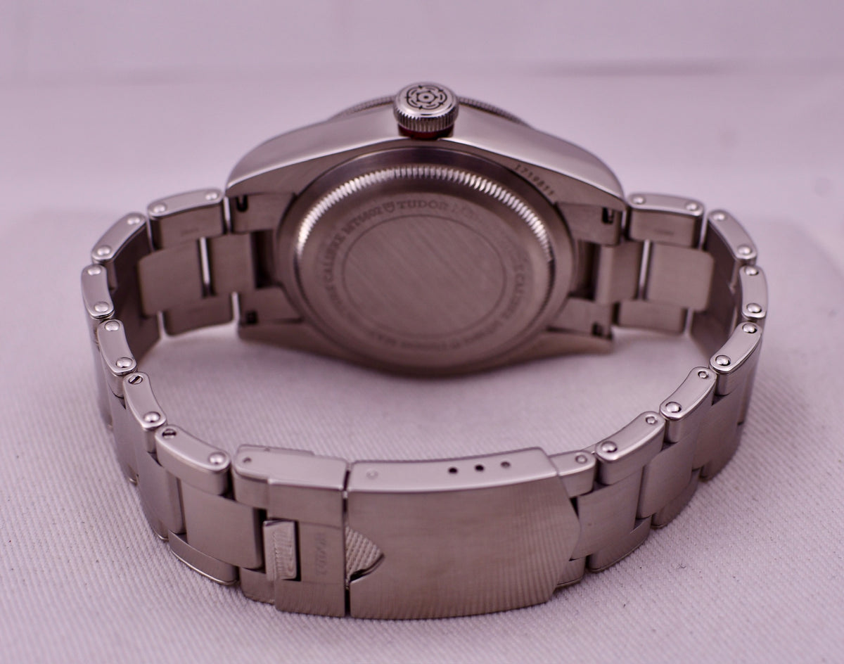 Case #722 — Tudor Black Bay Heritage Red Ref. 79230R