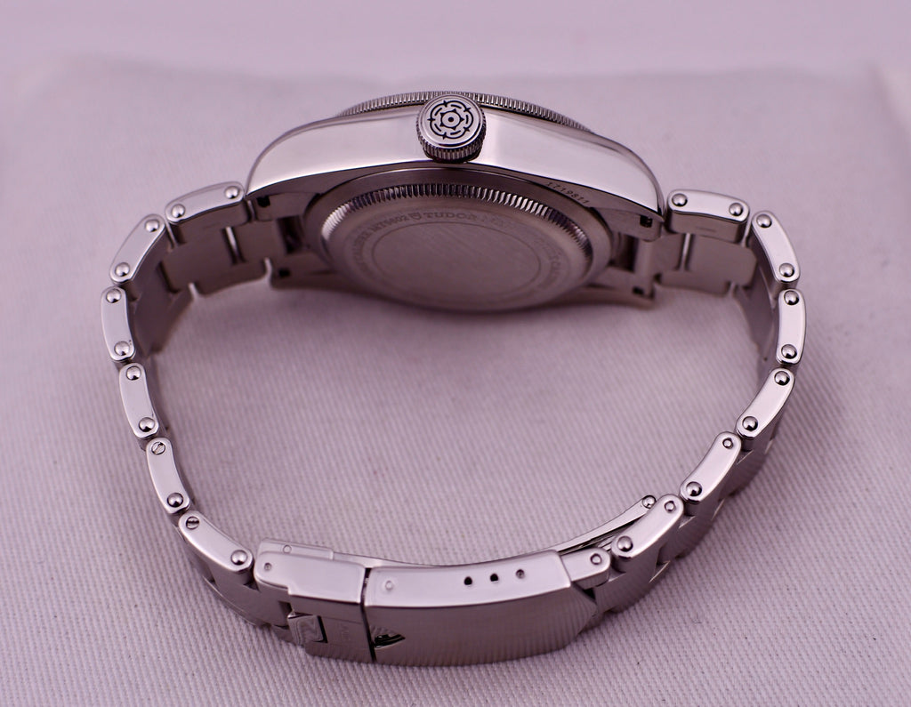 Case #722 — Tudor Black Bay Heritage Red Ref. 79230R