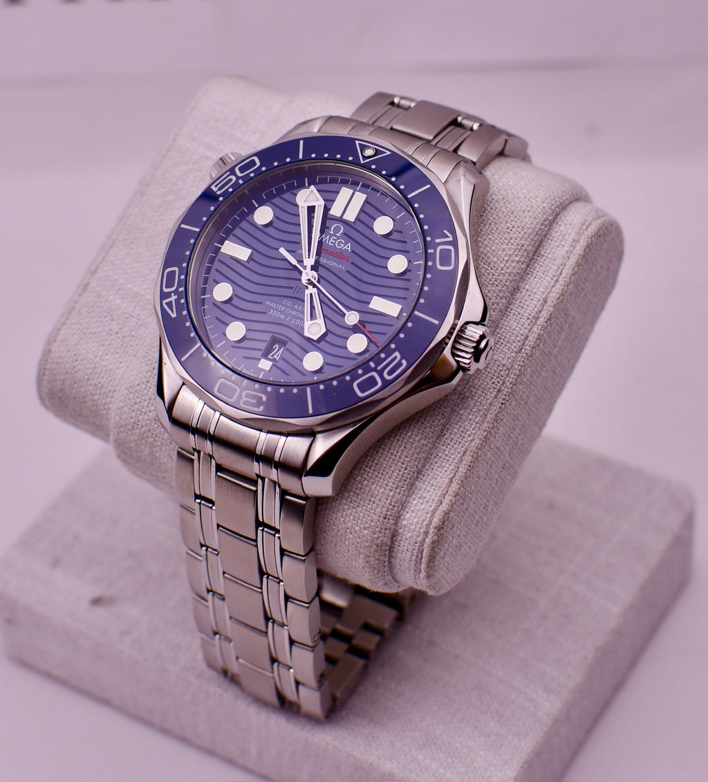 Case #723 — Omega Seamaster Diver 300M “Blue Wave” Ref. 210.30.42.20.03.001