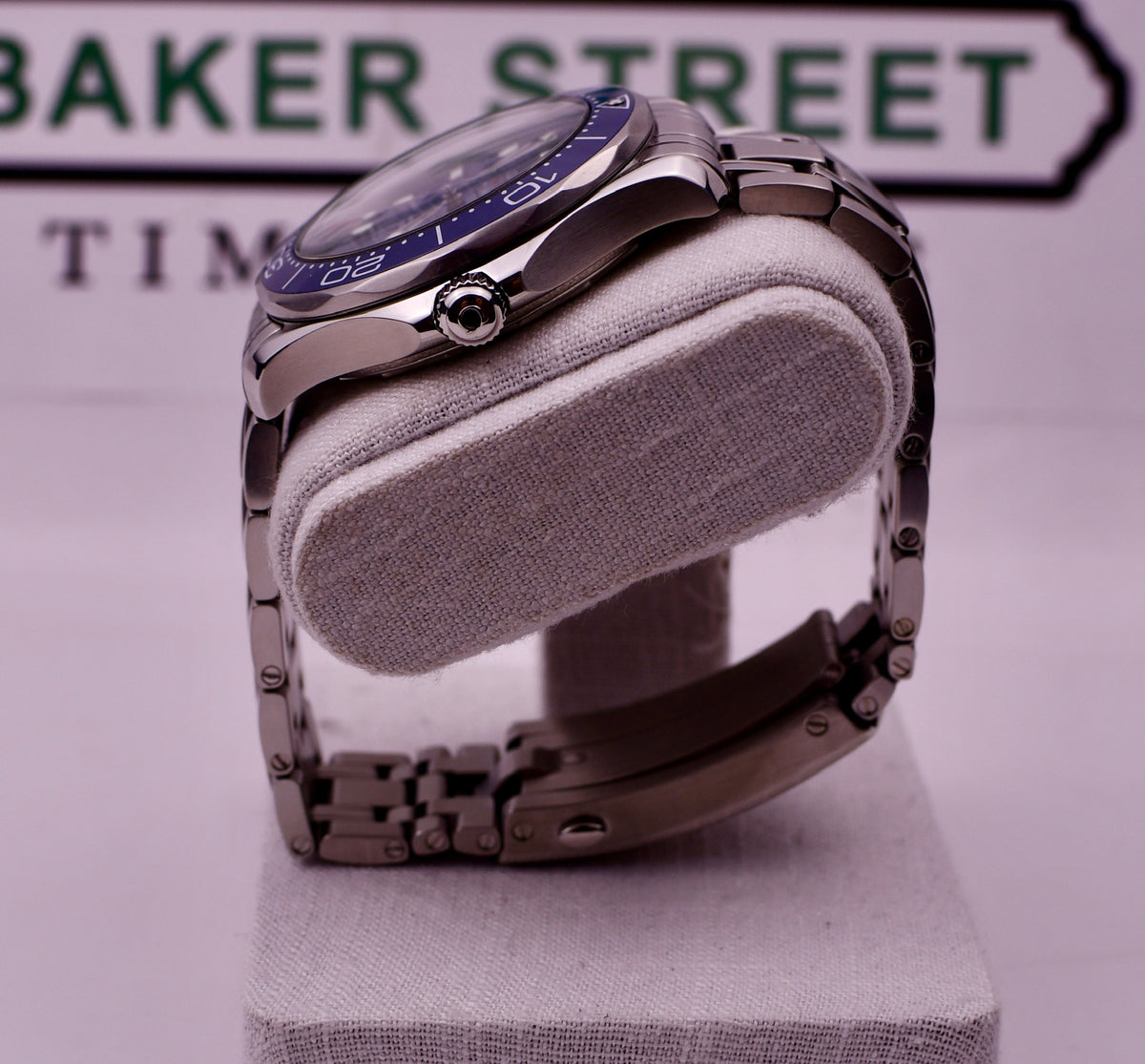 Case #723 — Omega Seamaster Diver 300M “Blue Wave” Ref. 210.30.42.20.03.001