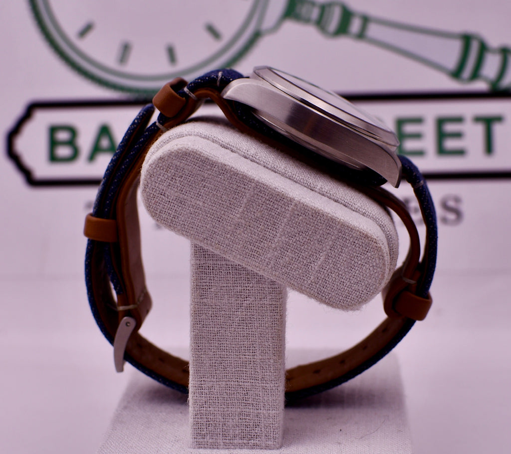 Case #729 — Omega Railmaster - NATO Strap Ref. 220.12.40.20.03.001