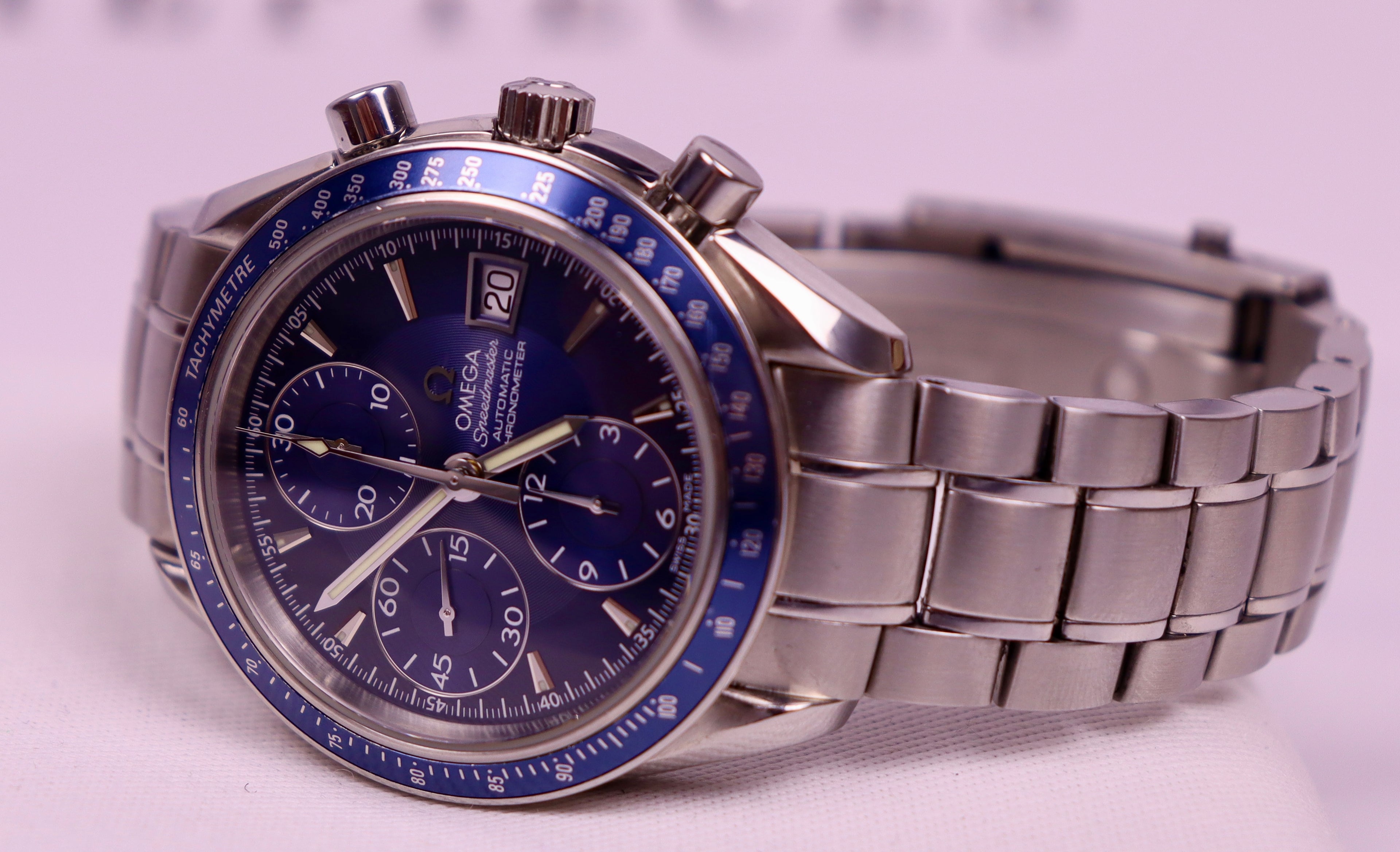 Case #288 — Omega Speedmaster Date Blue Ref. 3212.80.00