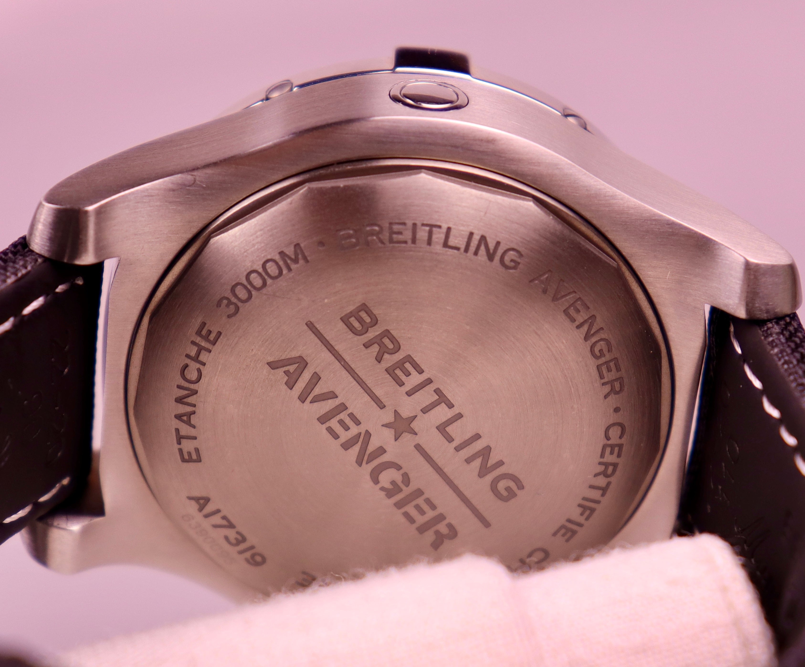 Case #552 — Breitling Avenger Seawolf Ref. A17319101I1X1