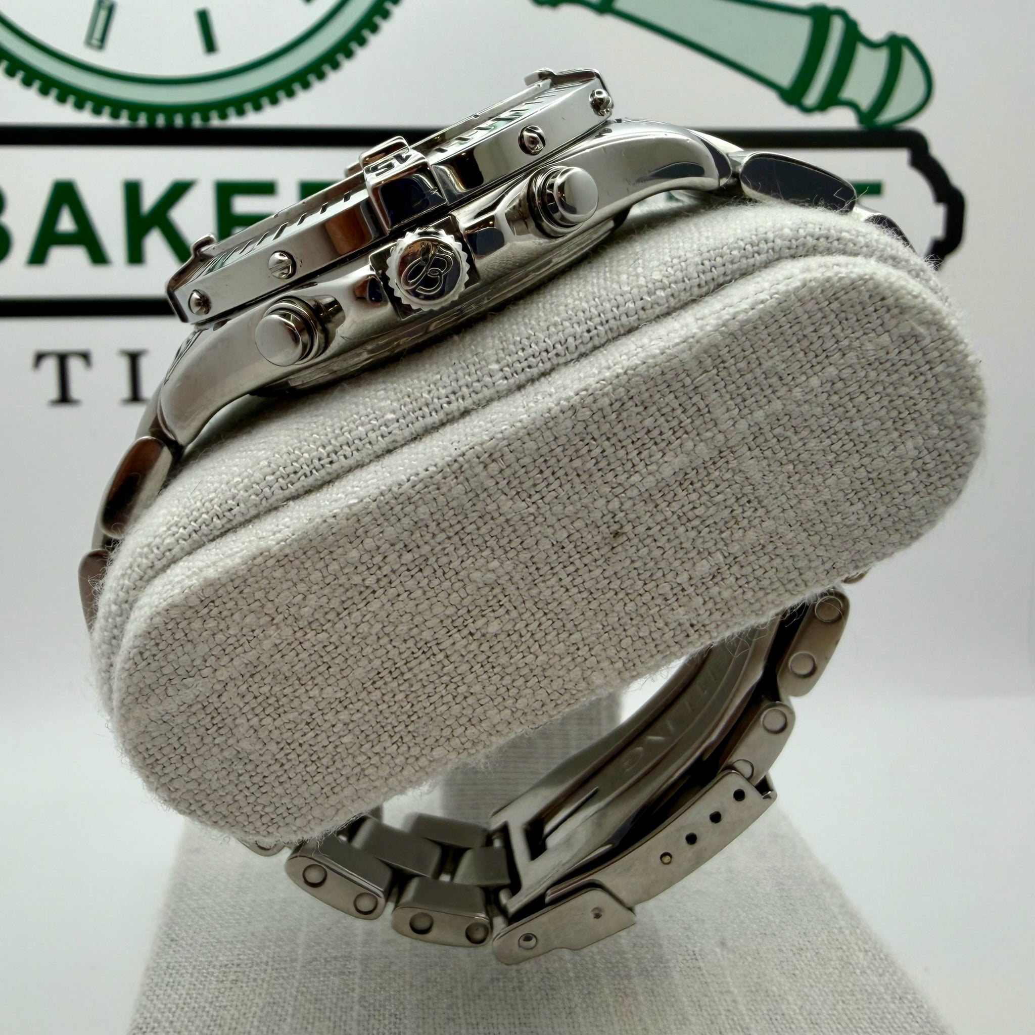 Case #101: Breitling Chronograph A53350 – Quartz