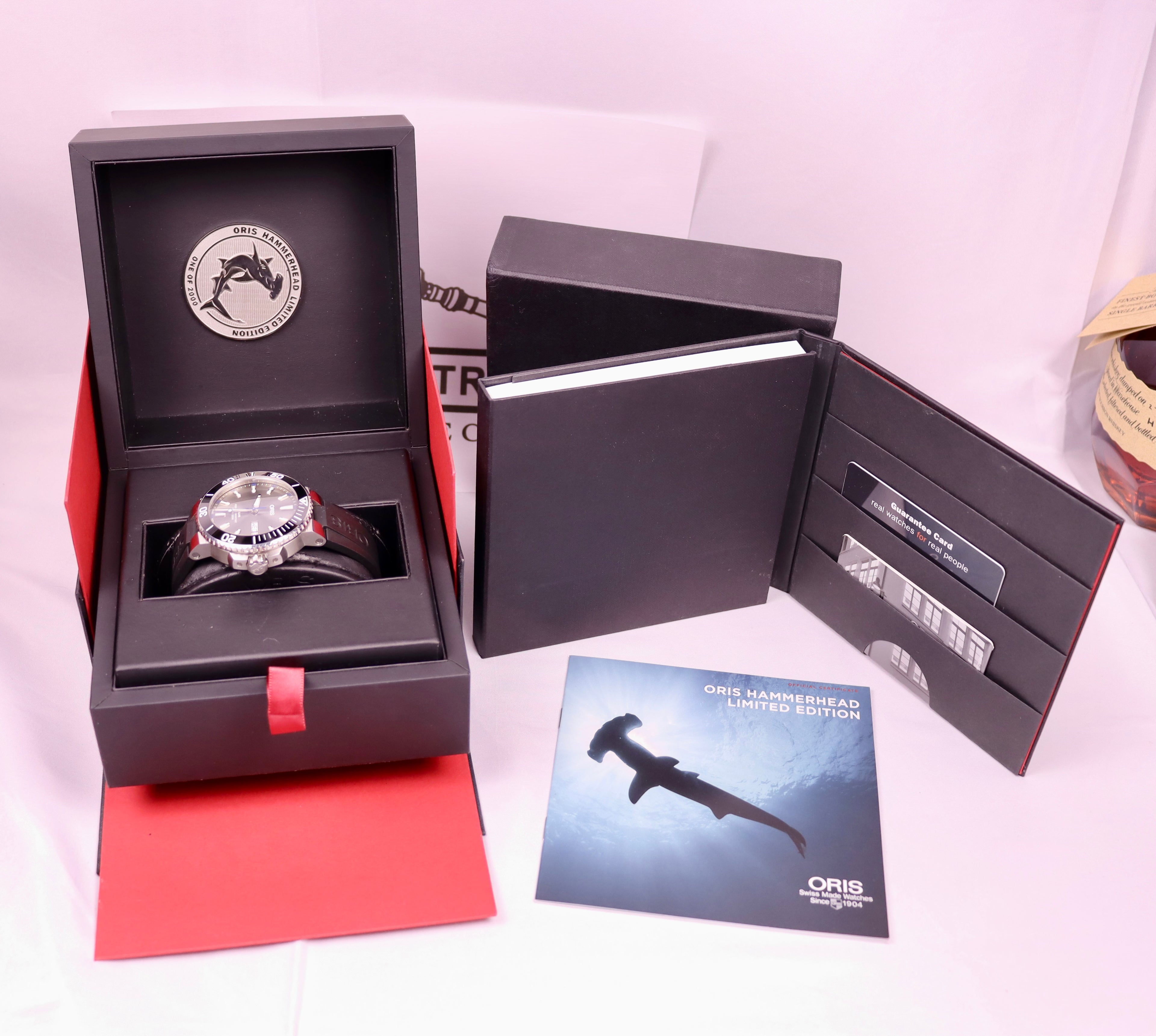 Case #343 — Oris Aquis Hammerhead Limited Edition Ref. 01 752 7733 4183-Set RS