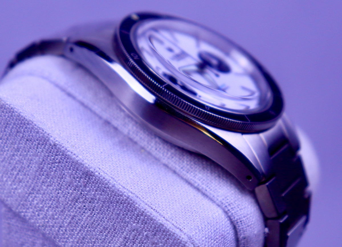 Case #650 — Lorier Gemini Panda Chrono