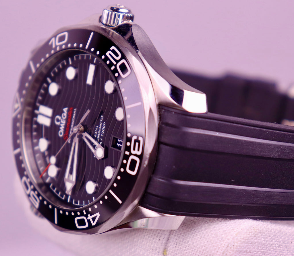 Case #553 — Omega Seamaster Professional 300 Rubber (Black) Ref. 210.32.42.20.01.001