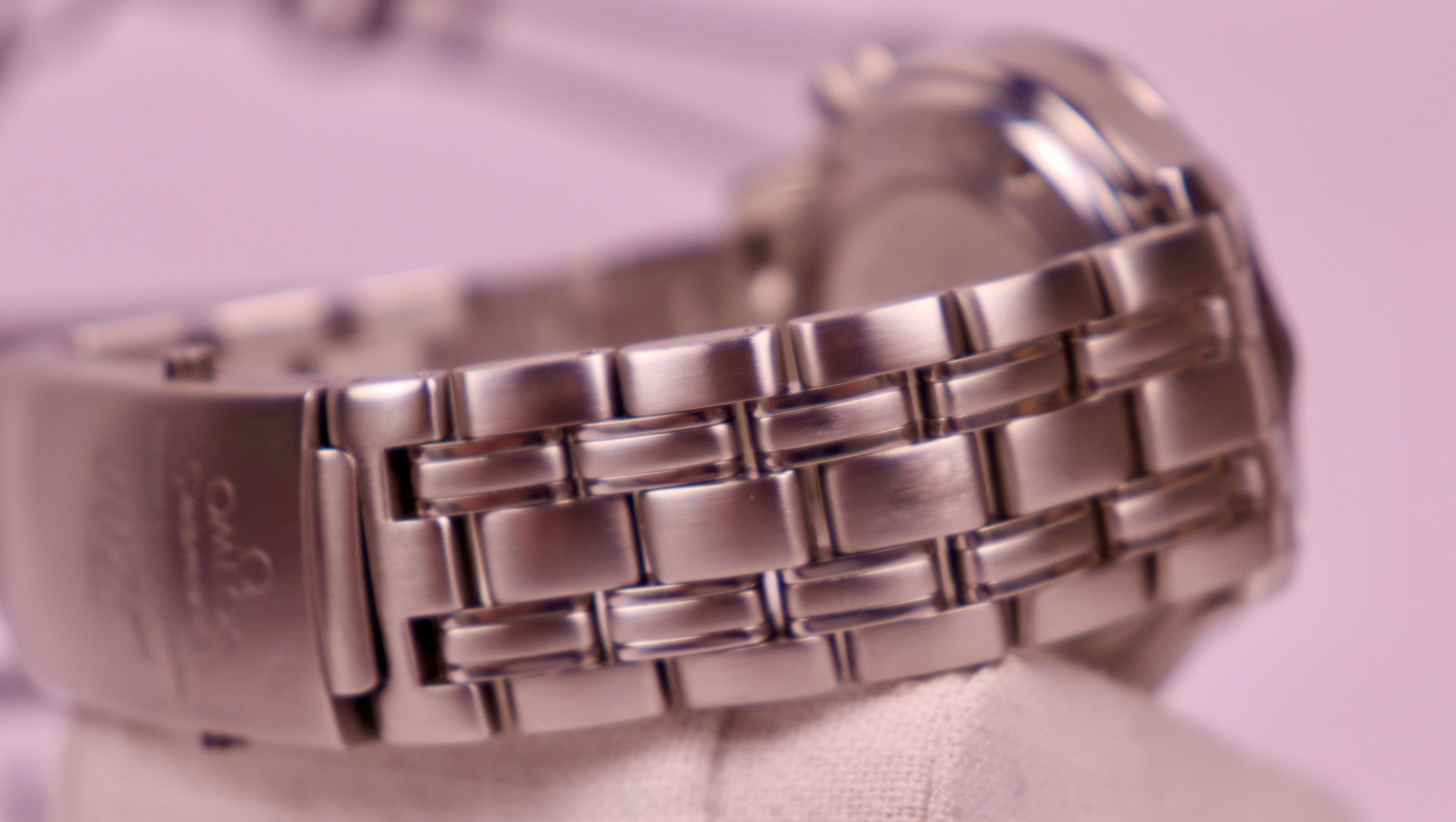 Case #313 — Omega Seamaster Diver 300M James Bond Limited Edition Ref. 212.30.41.20.01.001