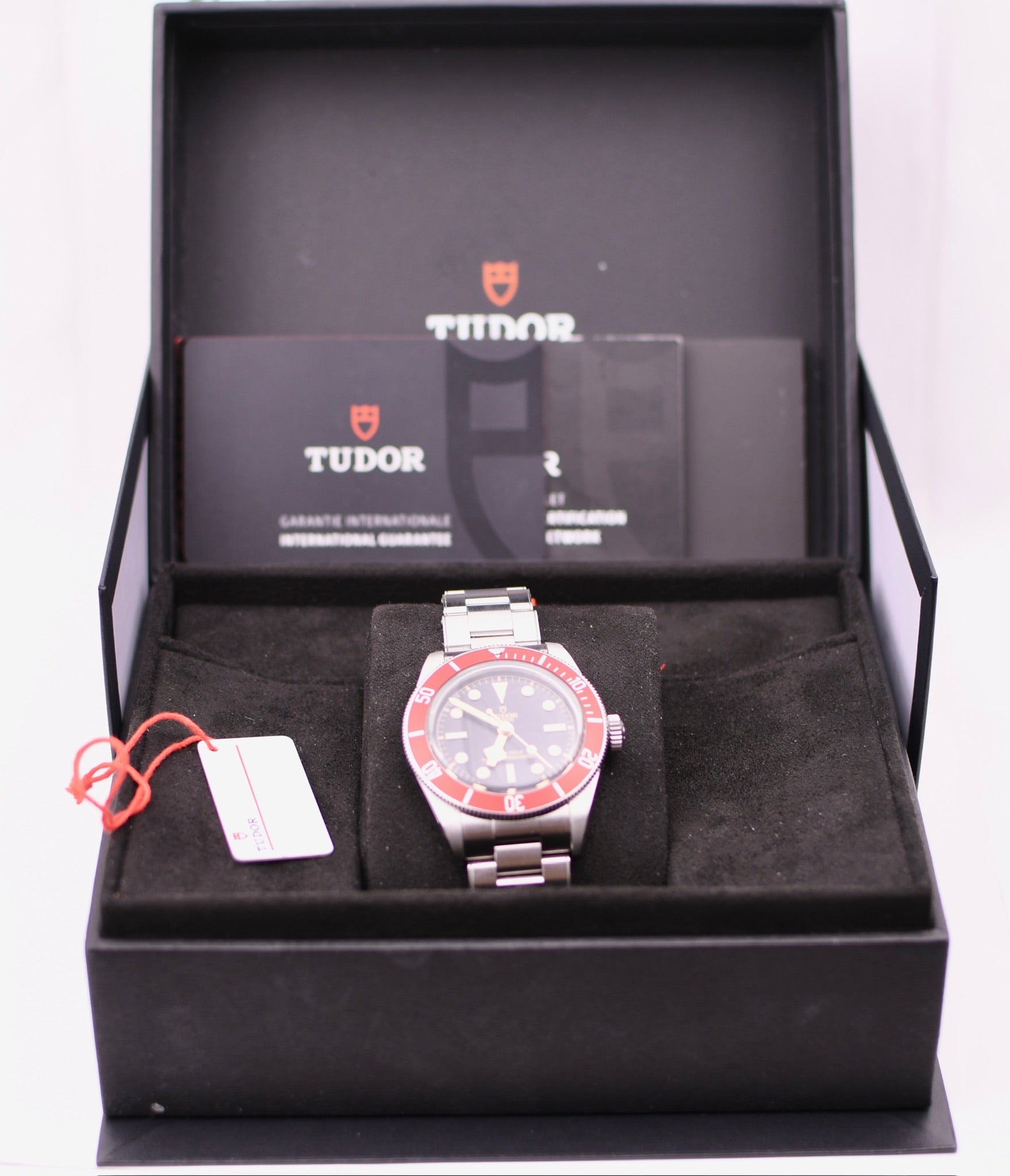 Case #633 — Tudor Black Bay 41 Metas (Red) Ref. 7941A1A0RU
