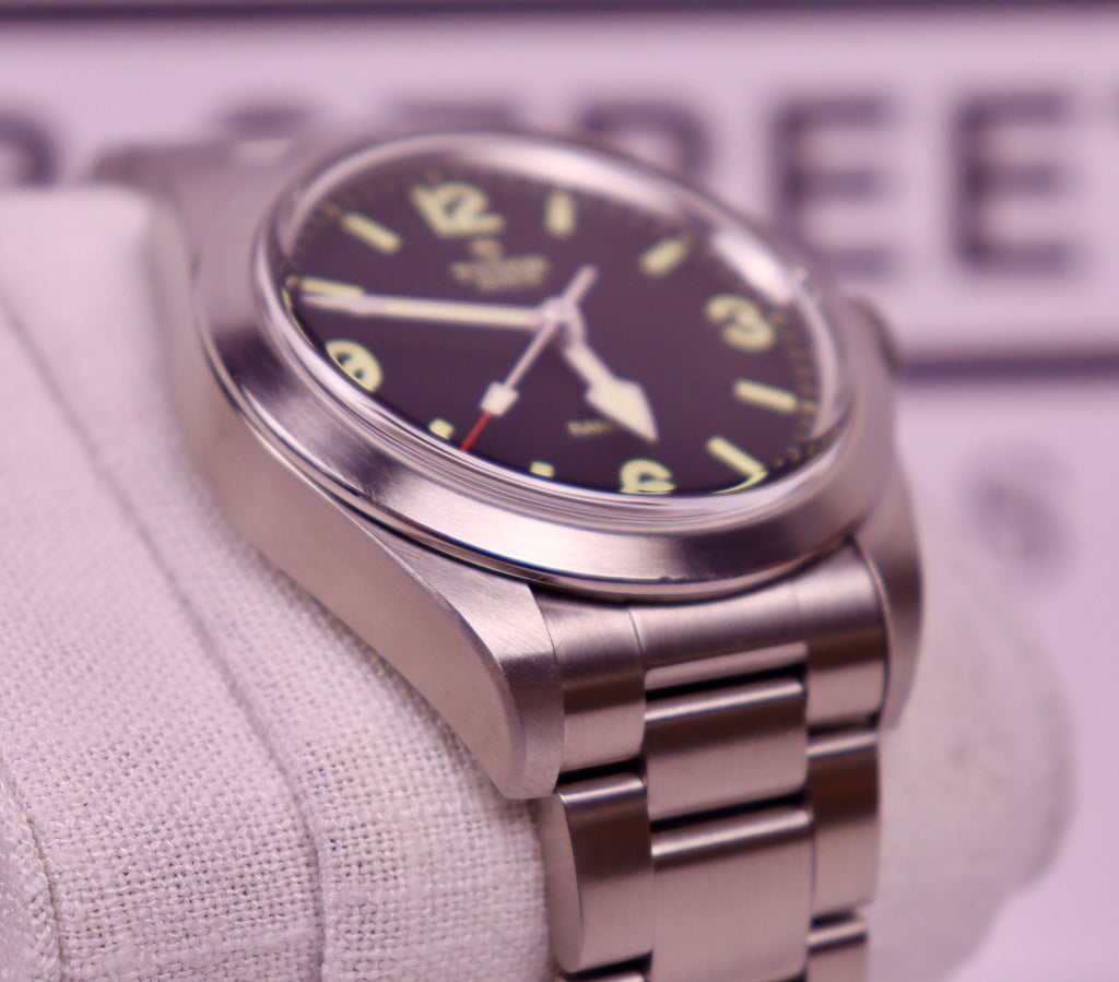 Case #325 — Tudor Ranger 39 Ref. 79950
