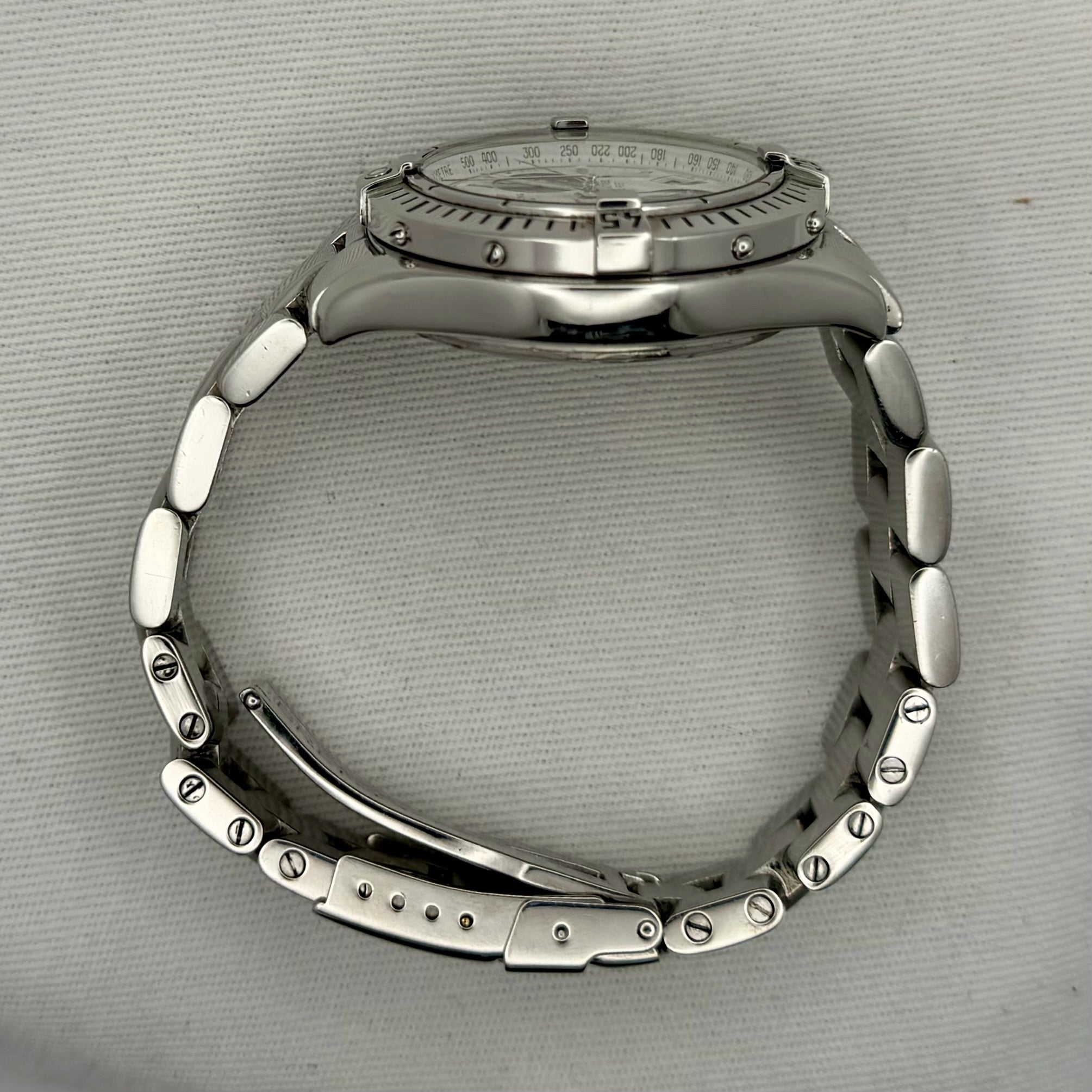 Case #101: Breitling Chronograph A53350 – Quartz