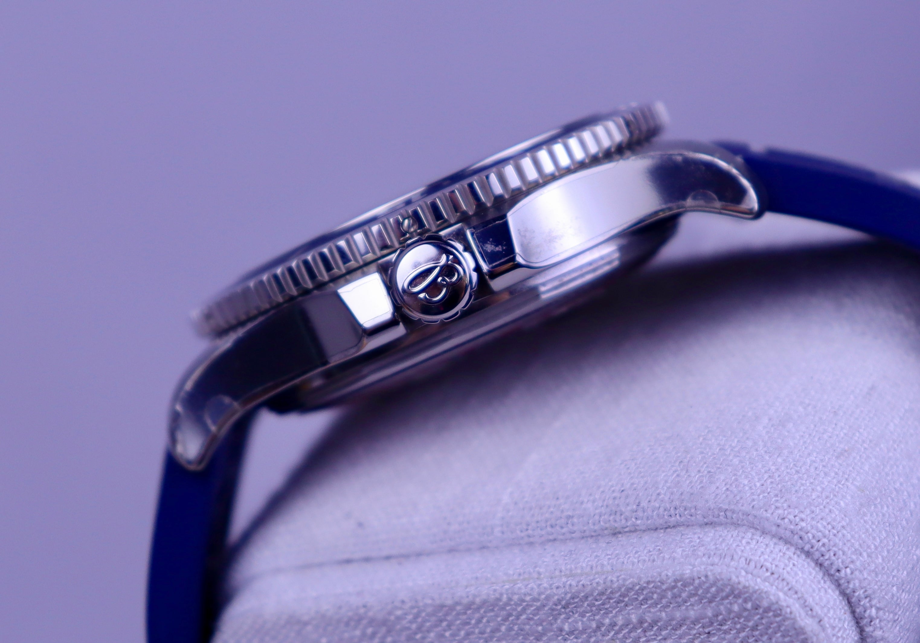 Case #614 — Breitling Superocean II 44 Ref. A17392