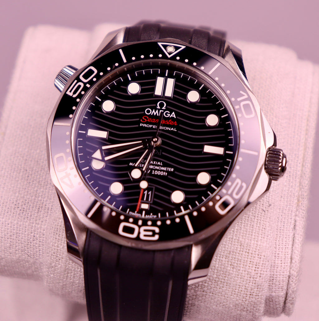Case #553 — Omega Seamaster Professional 300 Rubber (Black) Ref. 210.32.42.20.01.001