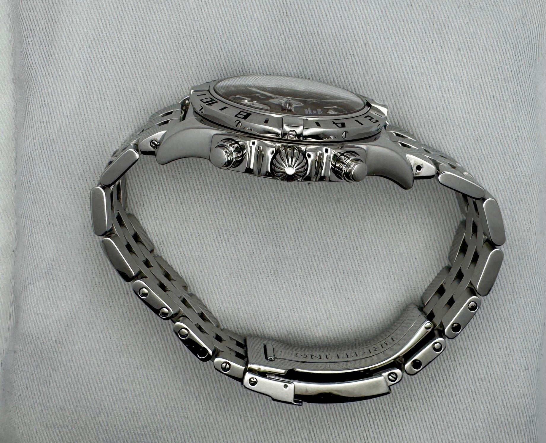 Case #85: Breitling Chronomat GMT Ref. AB0420
