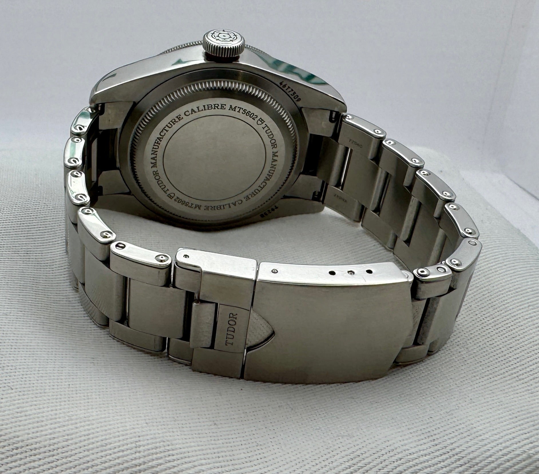Case #100: Tudor Black Bay Heritage  Ref: 79230R