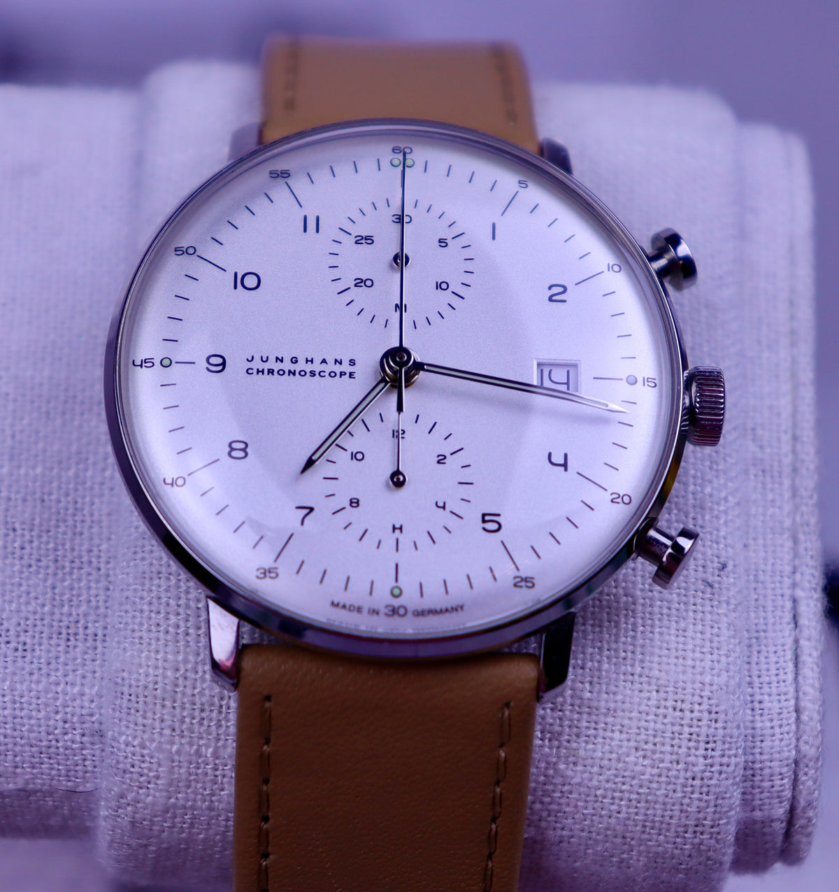 Case #673 — Junghans Max Bill Chronoscope Ref. 027/4502.04