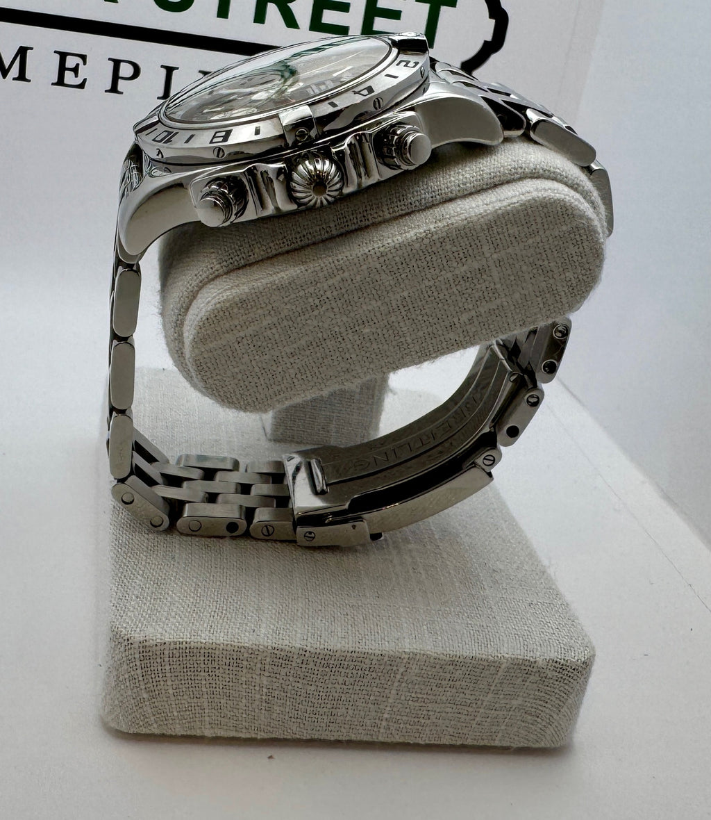 Case #85: Breitling Chronomat GMT Ref. AB0420