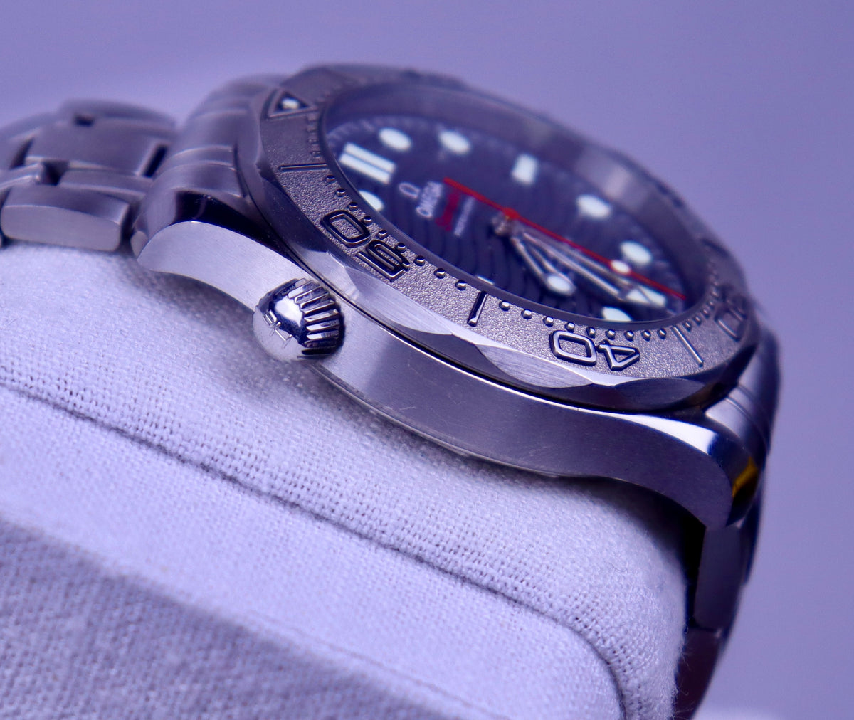 Case #708 — Omega Seamaster 300 Nekton Ref. 210.30.42.20.01.002