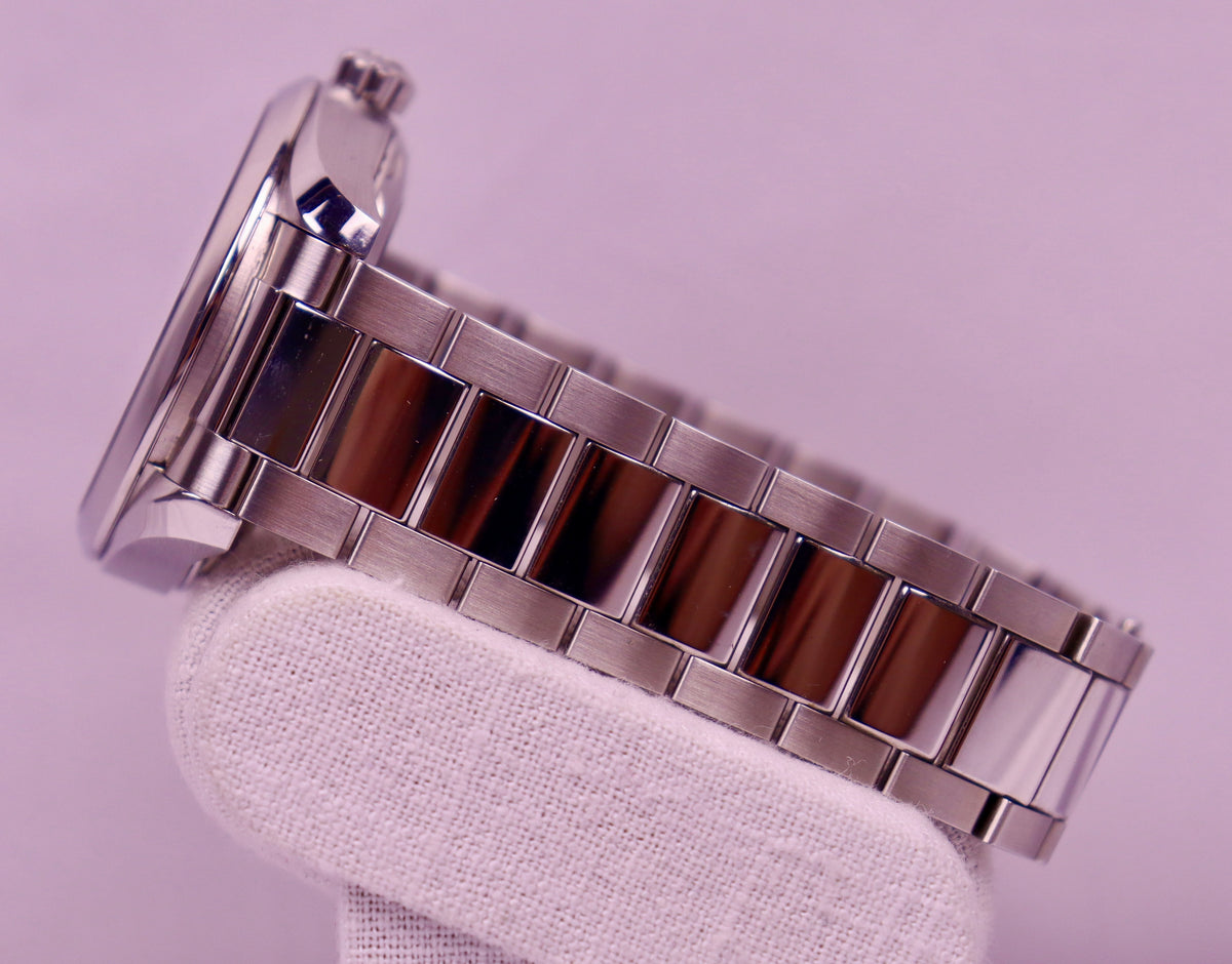 Case #713 — Omega Seamaster Aqua Terra - Small Seconds Ref. 220.10.41.21.02.004