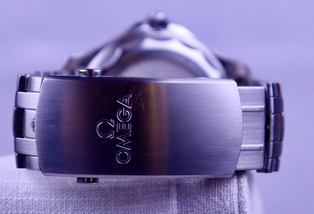 Case #708 — Omega Seamaster 300 Nekton Ref. 210.30.42.20.01.002