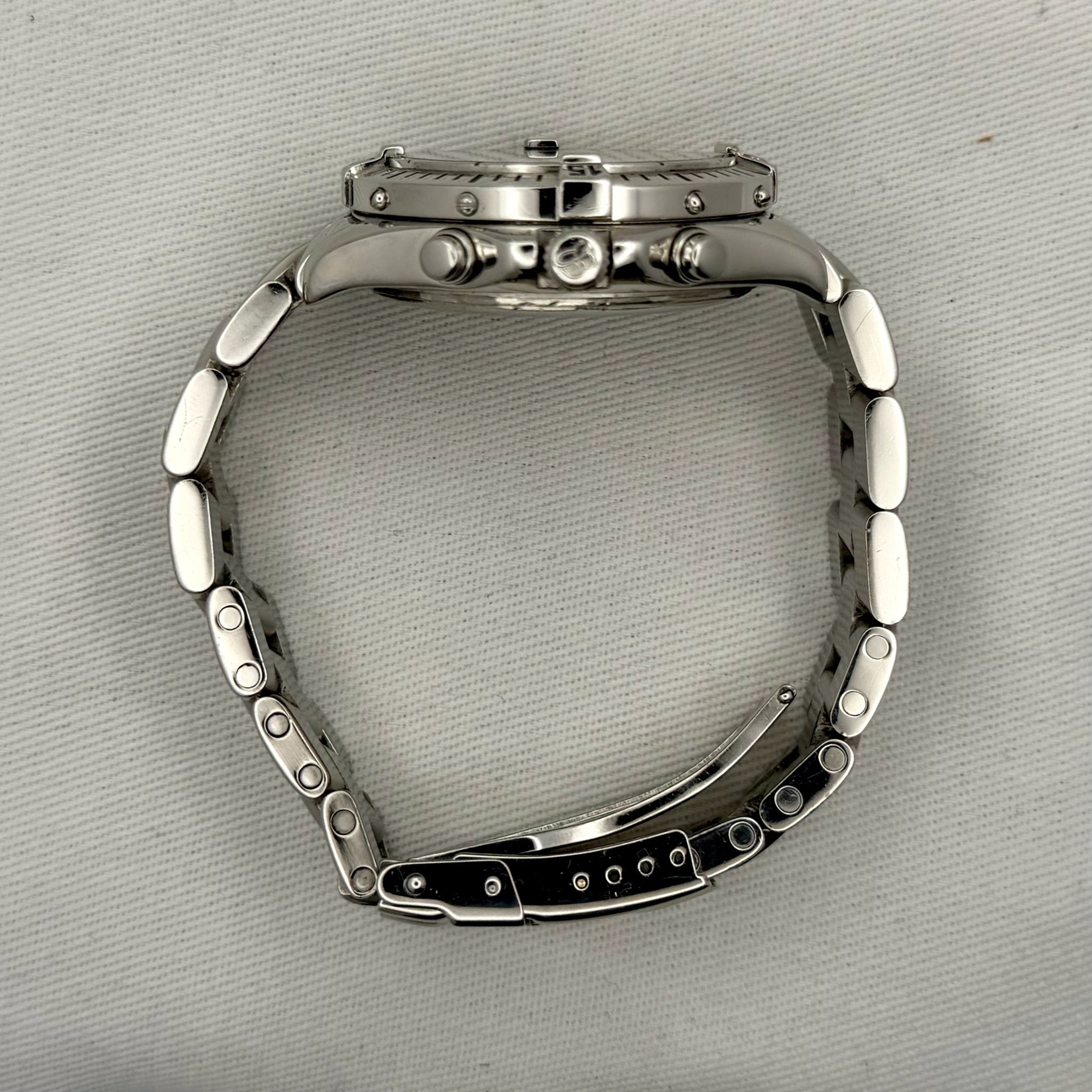 Case #101: Breitling Chronograph A53350 – Quartz