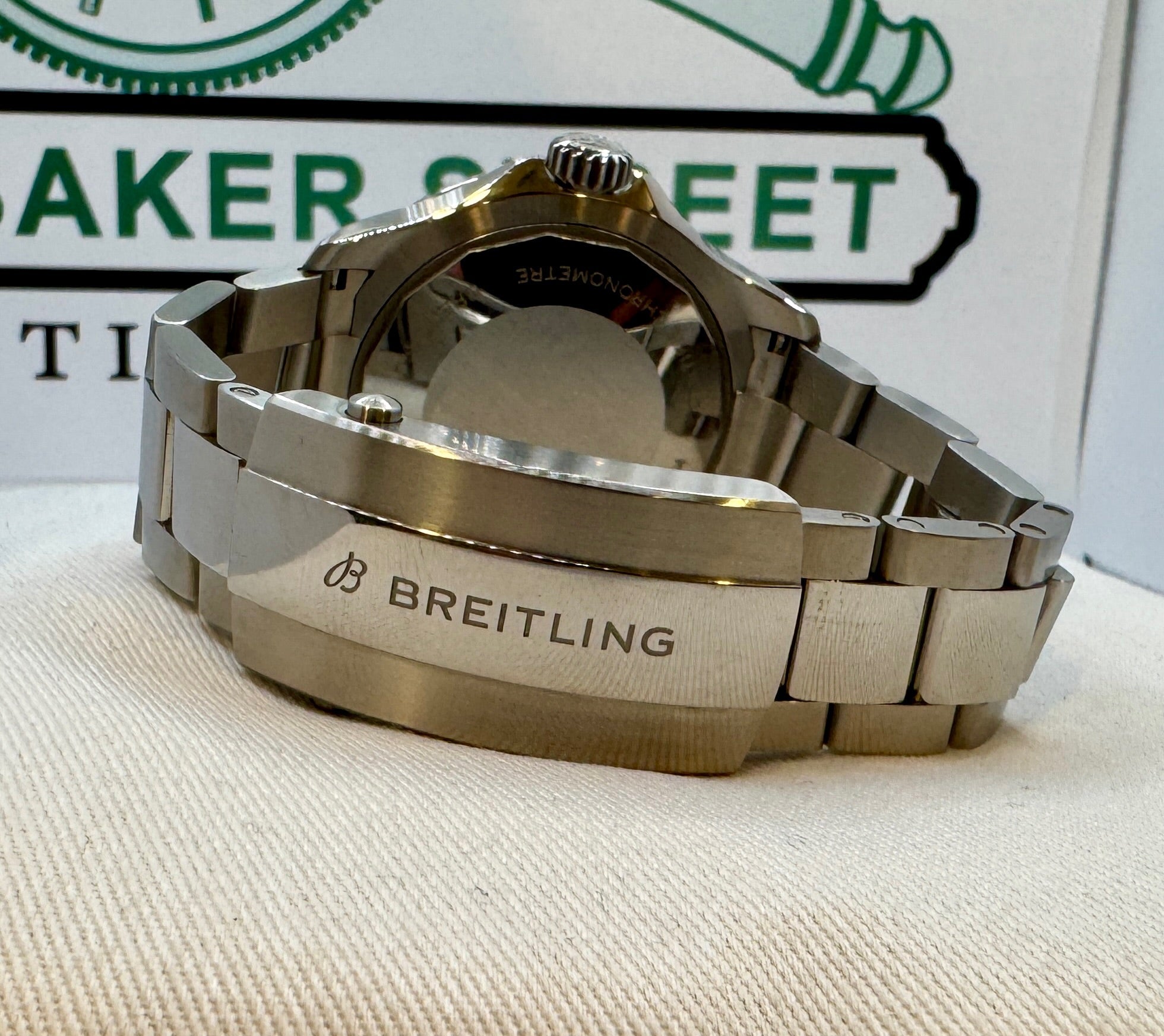 Case #76 Breitling Superocean Blue — Ref. A17375 —