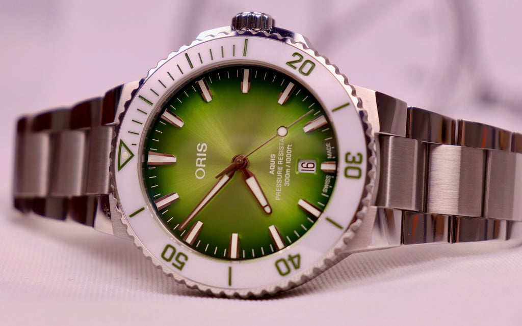 Case #197 — Oris Aquis “Taste of Summer”  Ref. 01 733 7787 4137-07 8 22 04PEB
